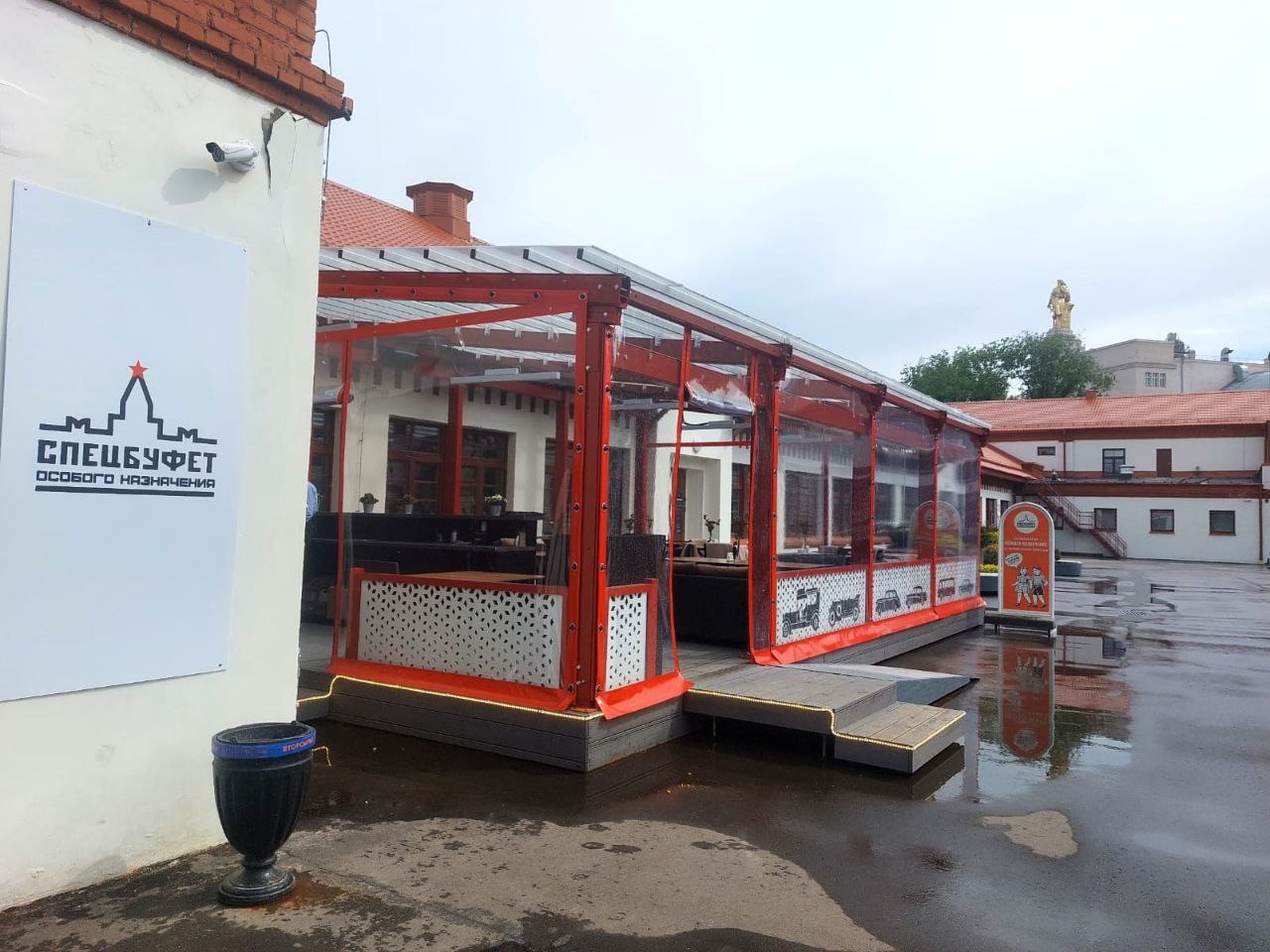 ПВХ шторы для летней террасы кафе в Вязьме